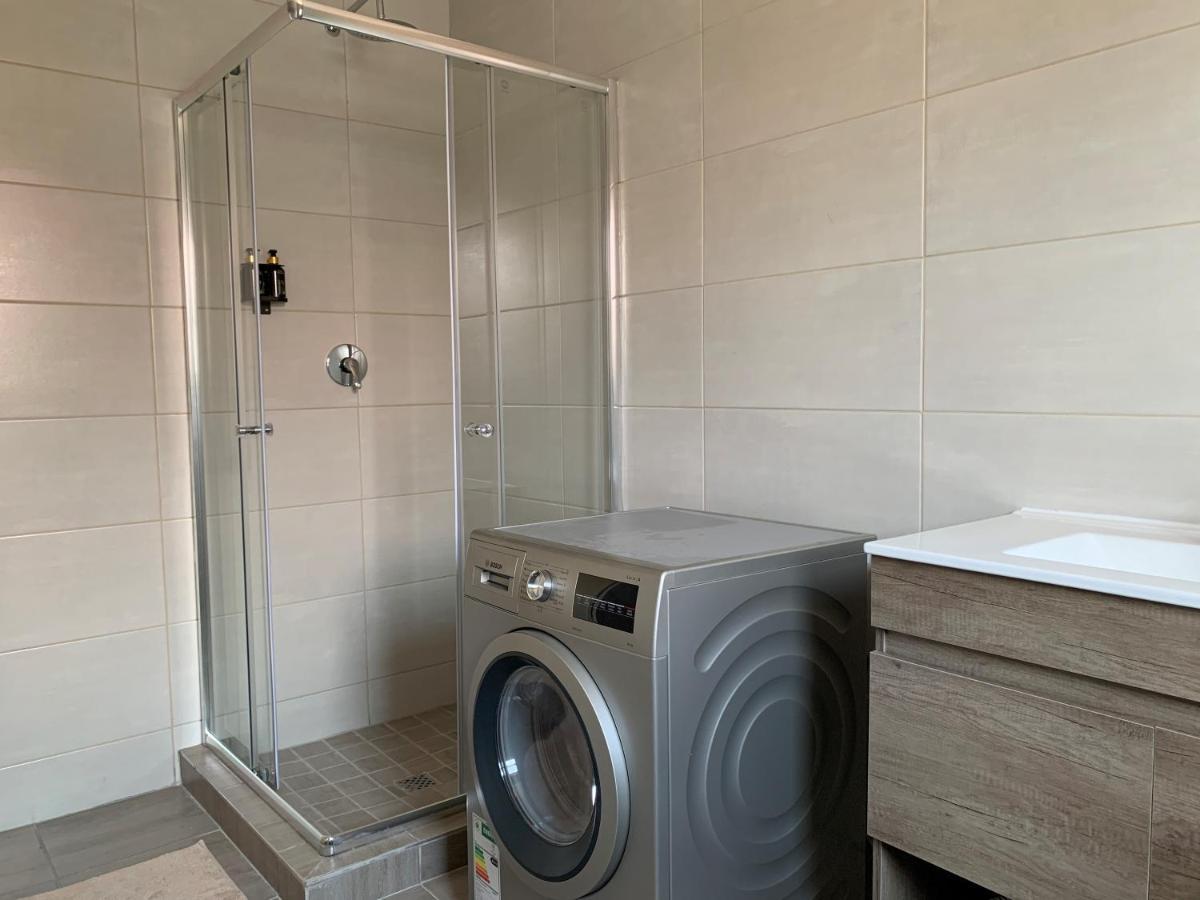 Elephant House, 2 Bedroom House, Next To Pilanesberg And Sun City Mogwase エクステリア 写真