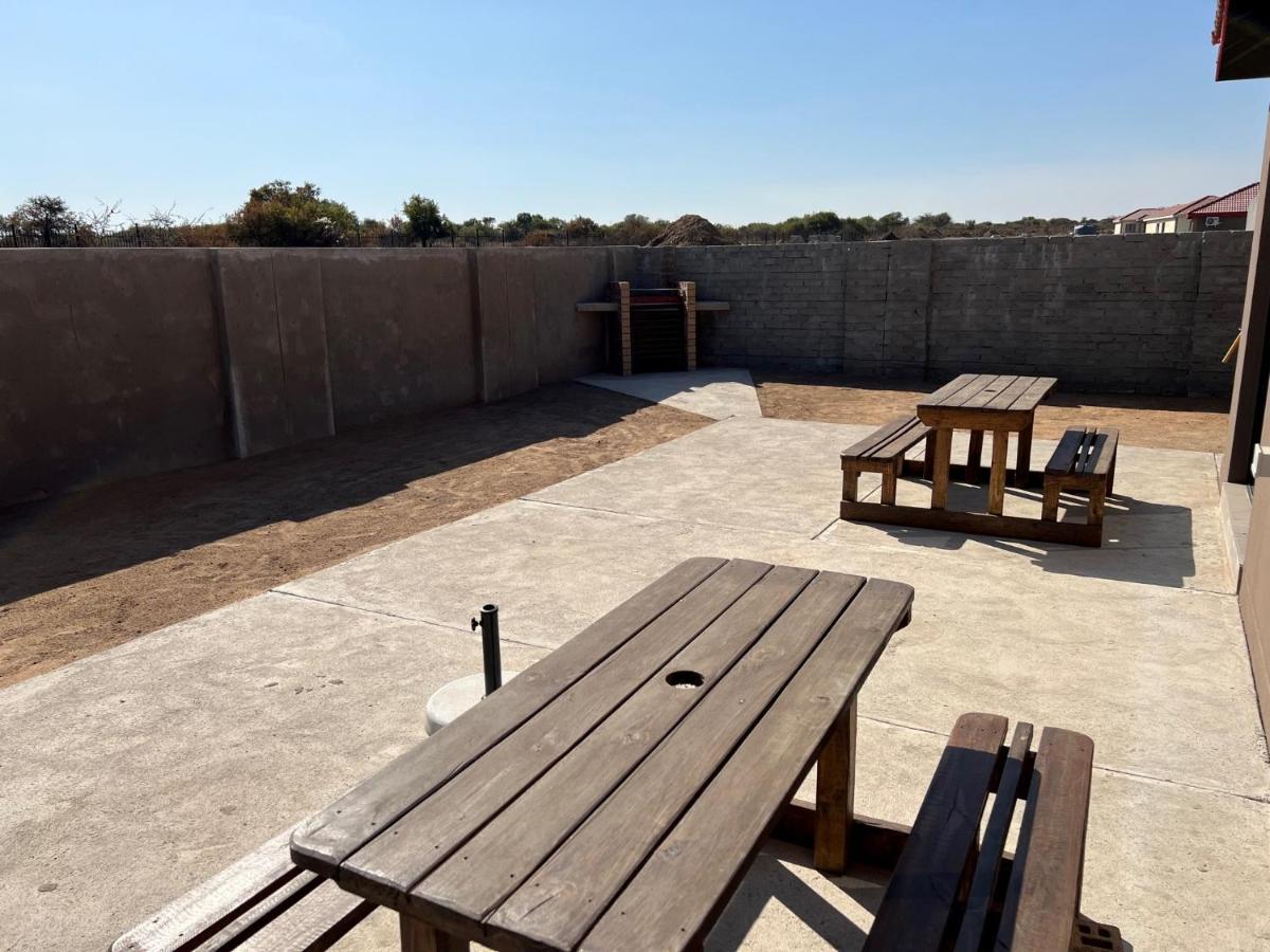 Elephant House, 2 Bedroom House, Next To Pilanesberg And Sun City Mogwase エクステリア 写真